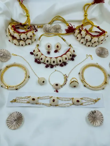 The Radha Rani Set
